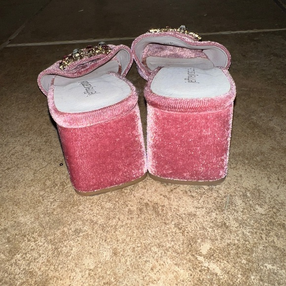 Embellished Velvet Heels - Picture 3 of 4